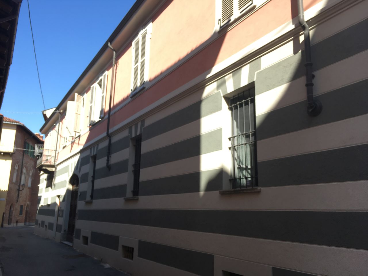 casa in via Bosio 2 ang. v. Vernazza 15
