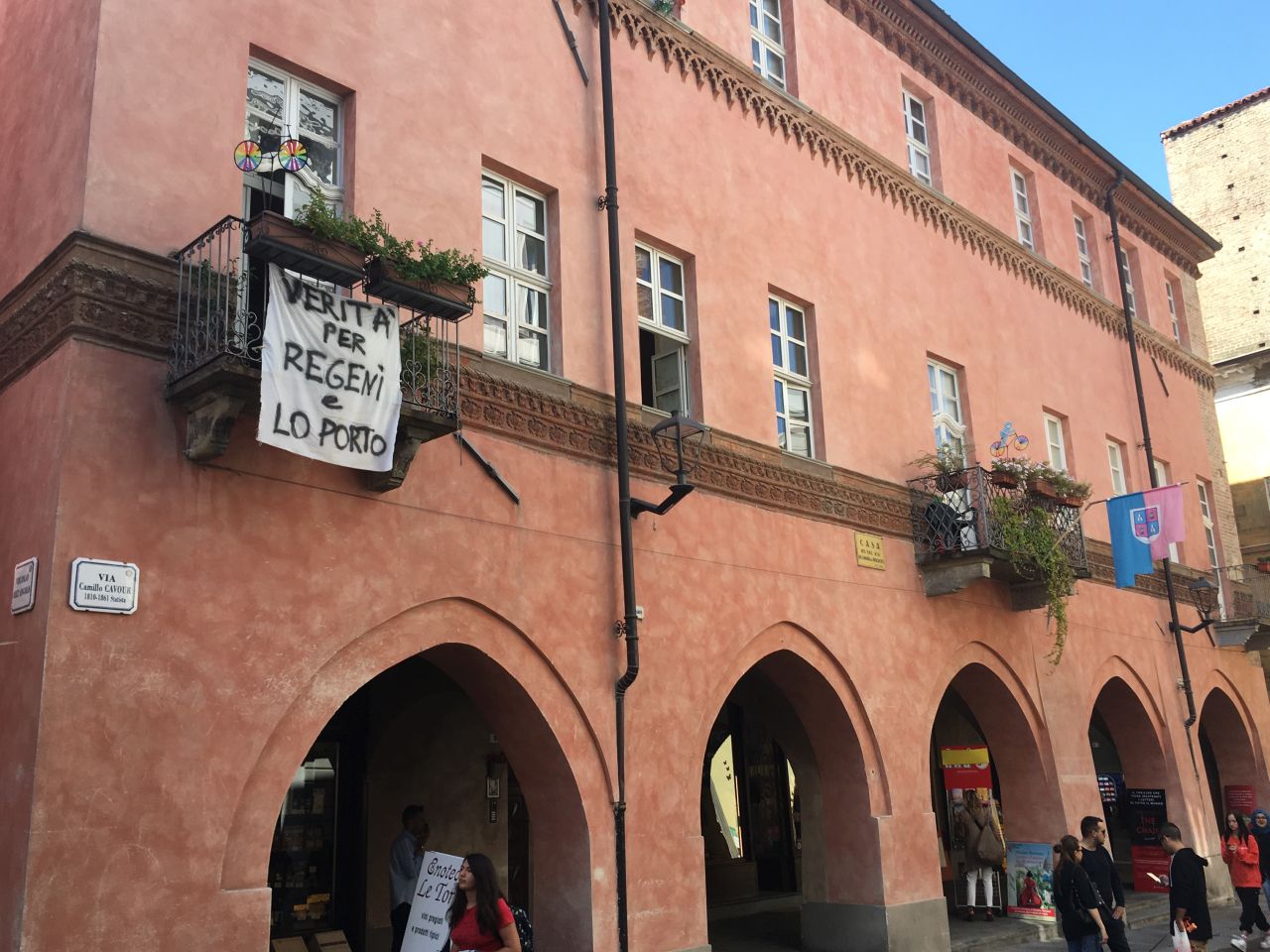 casa in via Cavour, 5