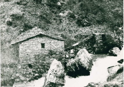 mulino a forza idraulica