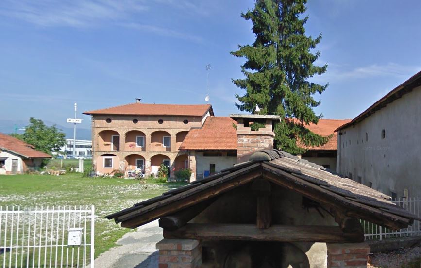 [Casa in via Sorelle Beltrù, 9]
