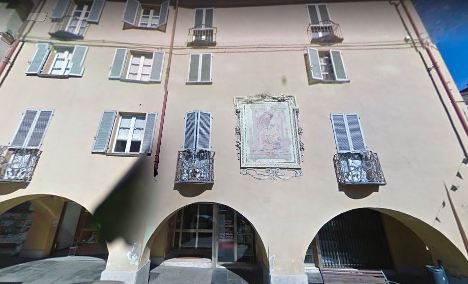casa, plurifamiliare