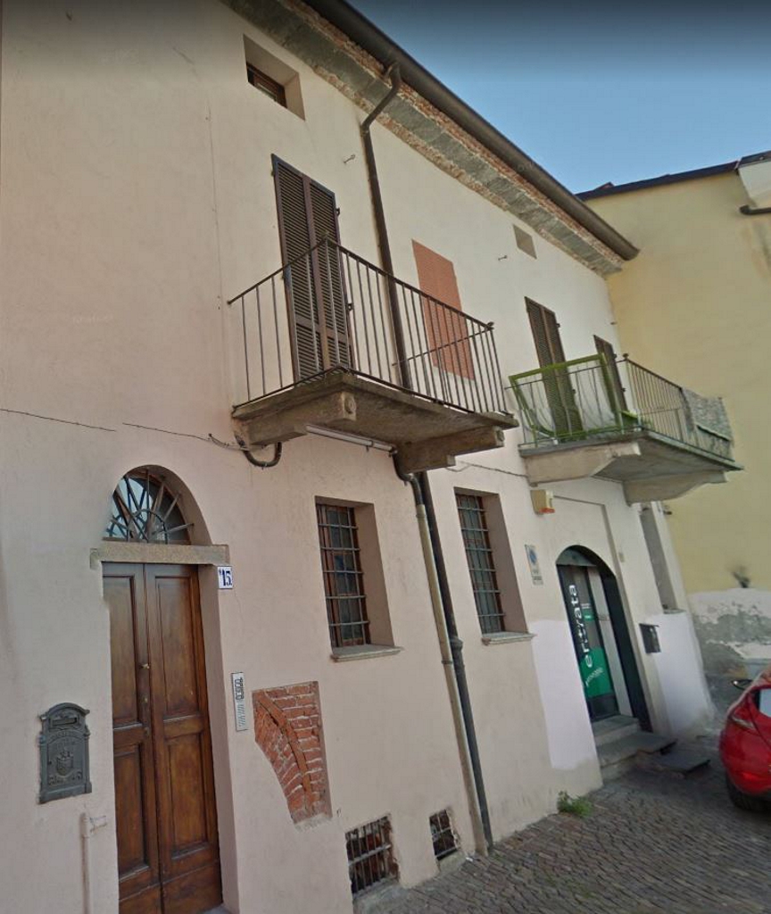 Casa in Via Alba, 15