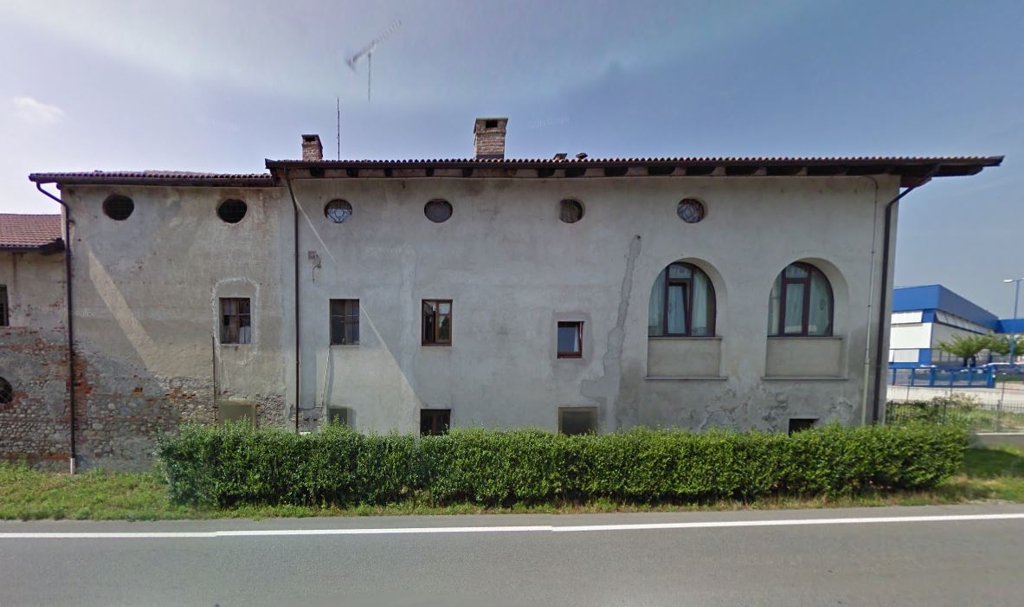 Cascina delle finestre rotonde
