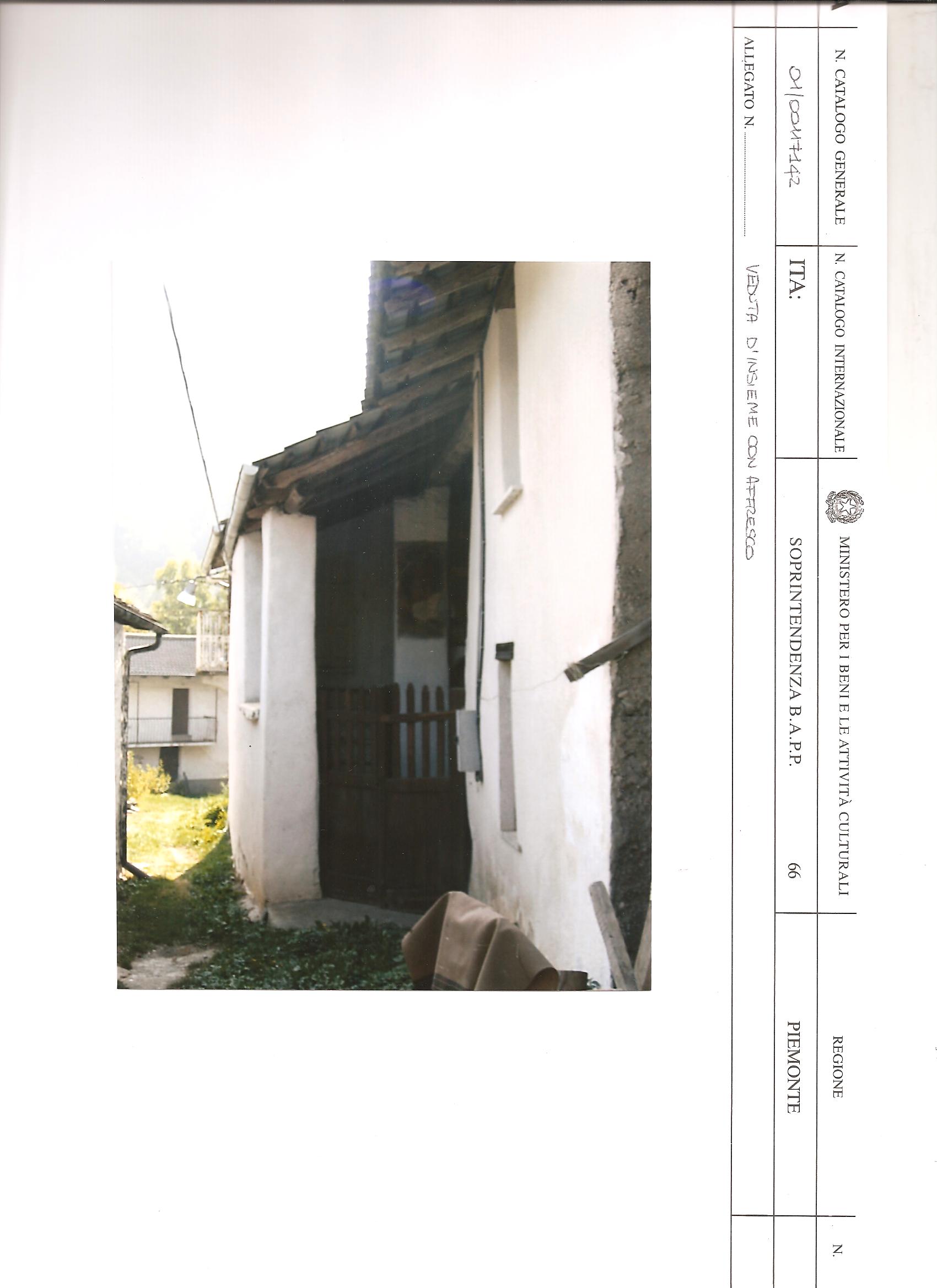 casa con affresco