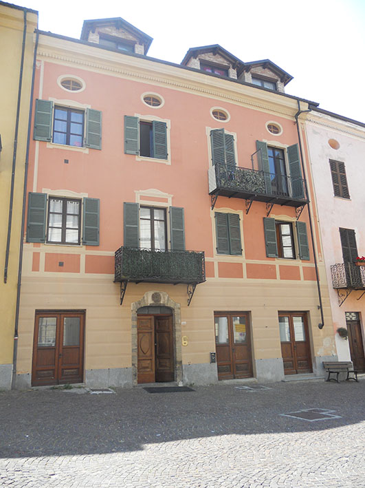 Casa Folis
