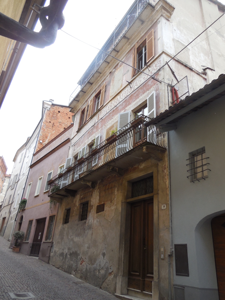 Casa in Via Carassone, 13