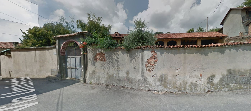 Cascinale in Via Umberto I, 46