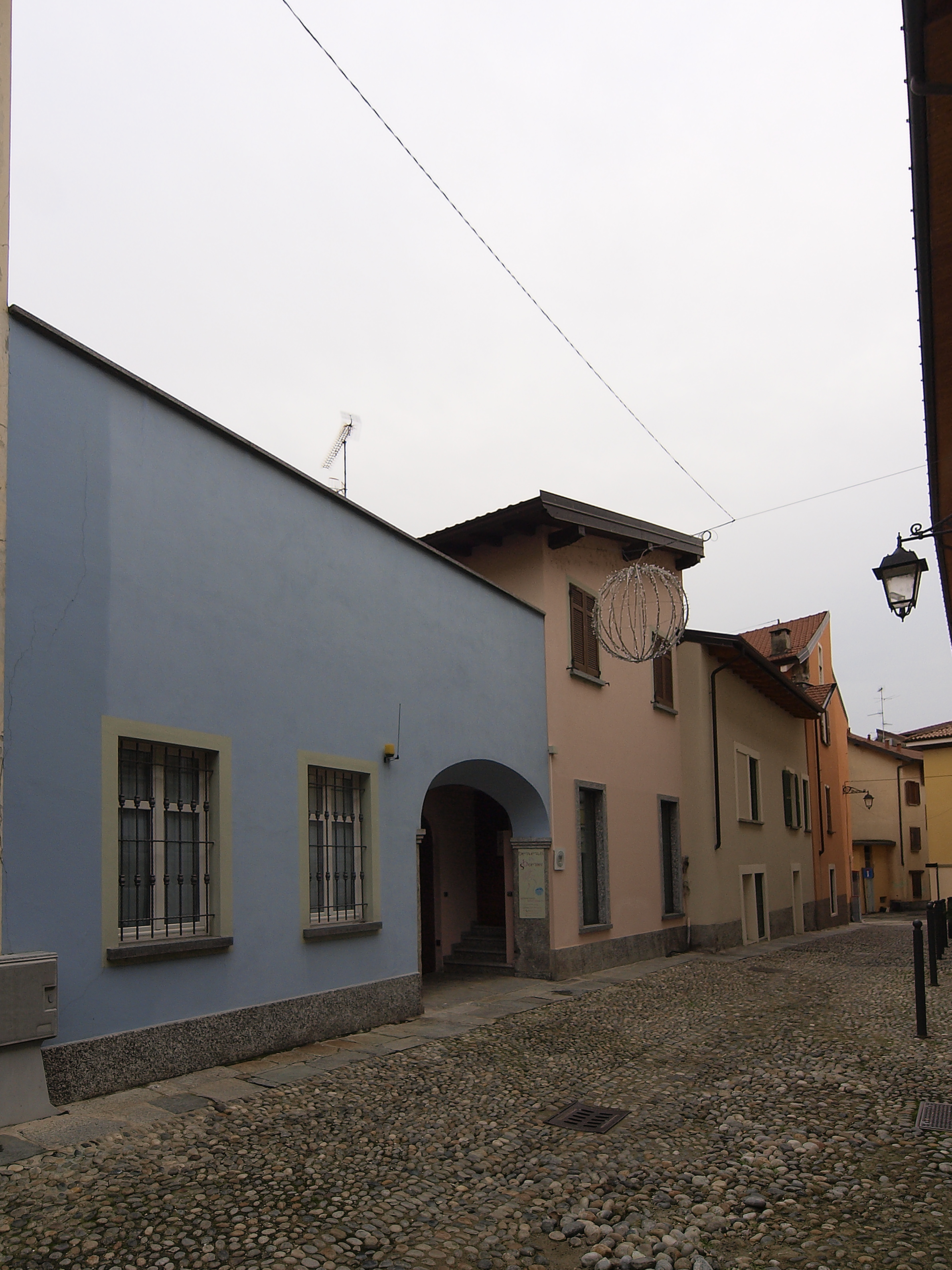 [casa in via Conte Amizzone]
