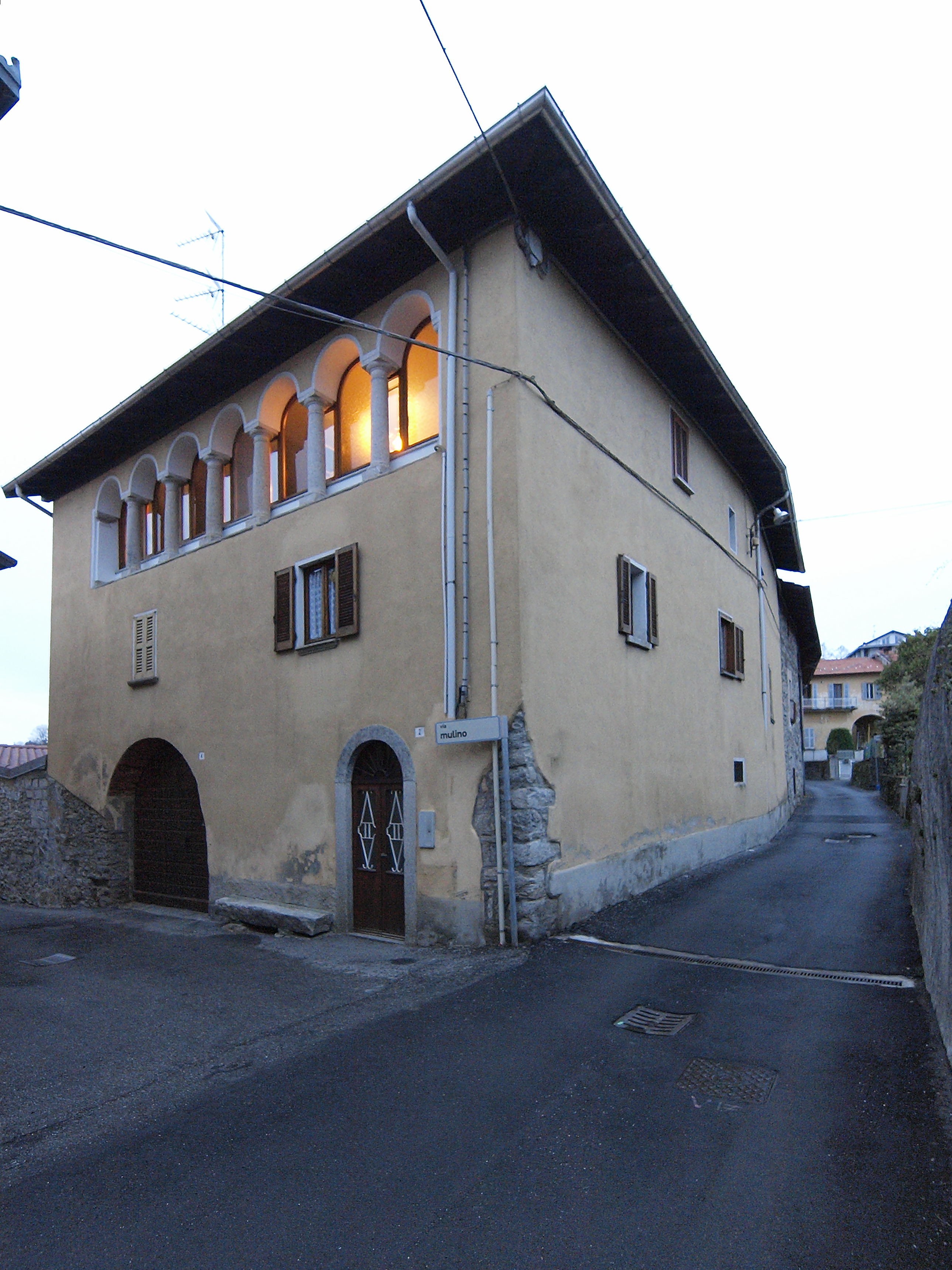 [casa in via Settimio Poletti, 2]