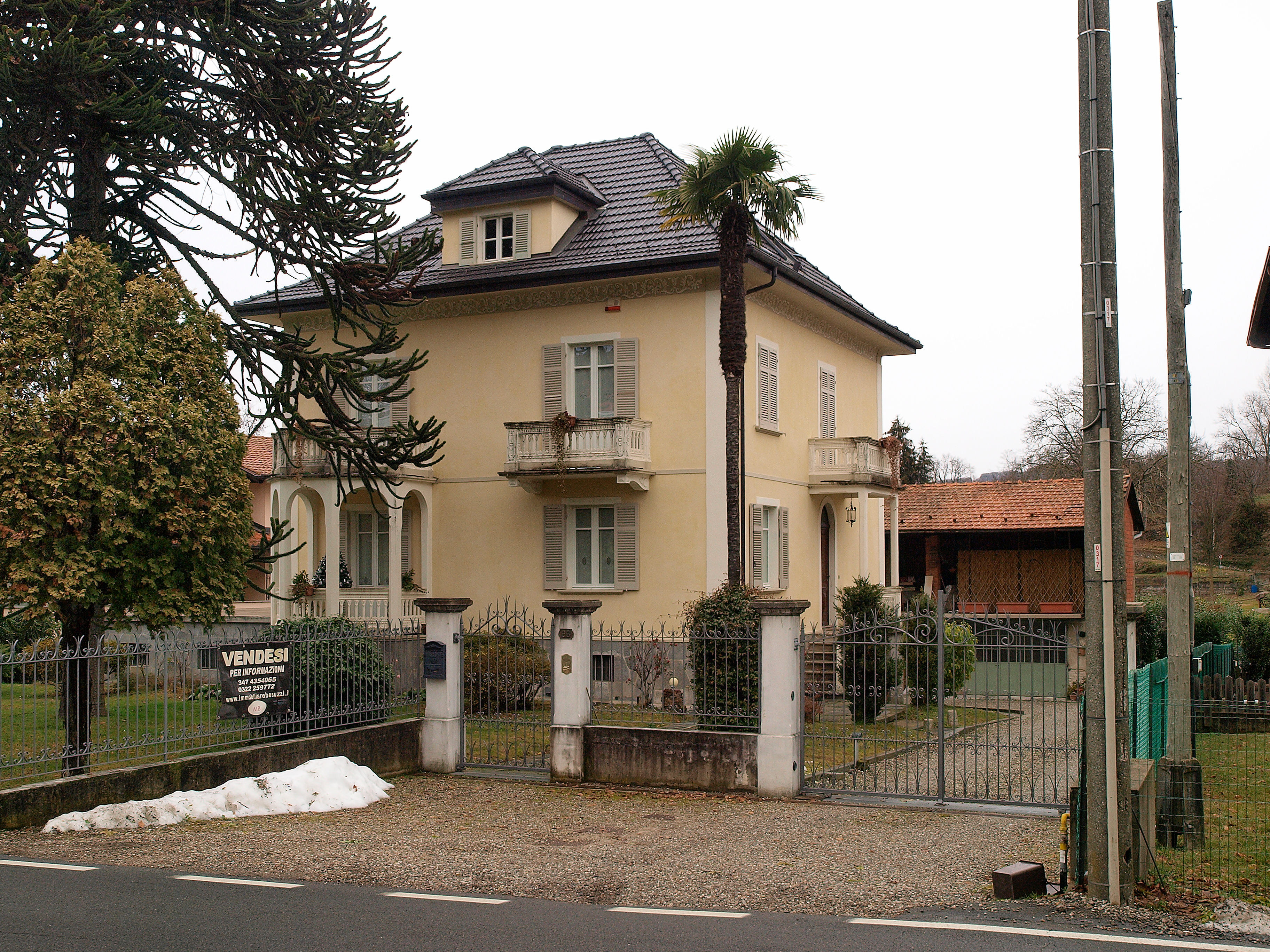 [casa in via Monte Rosa, 96]