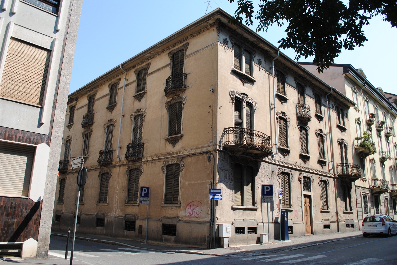 [Casa in via Solferino, 6]