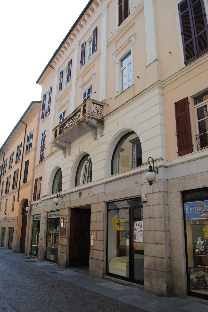 [Caseggiato in Corso Felice Cavallotti, 26A, 26, 28]