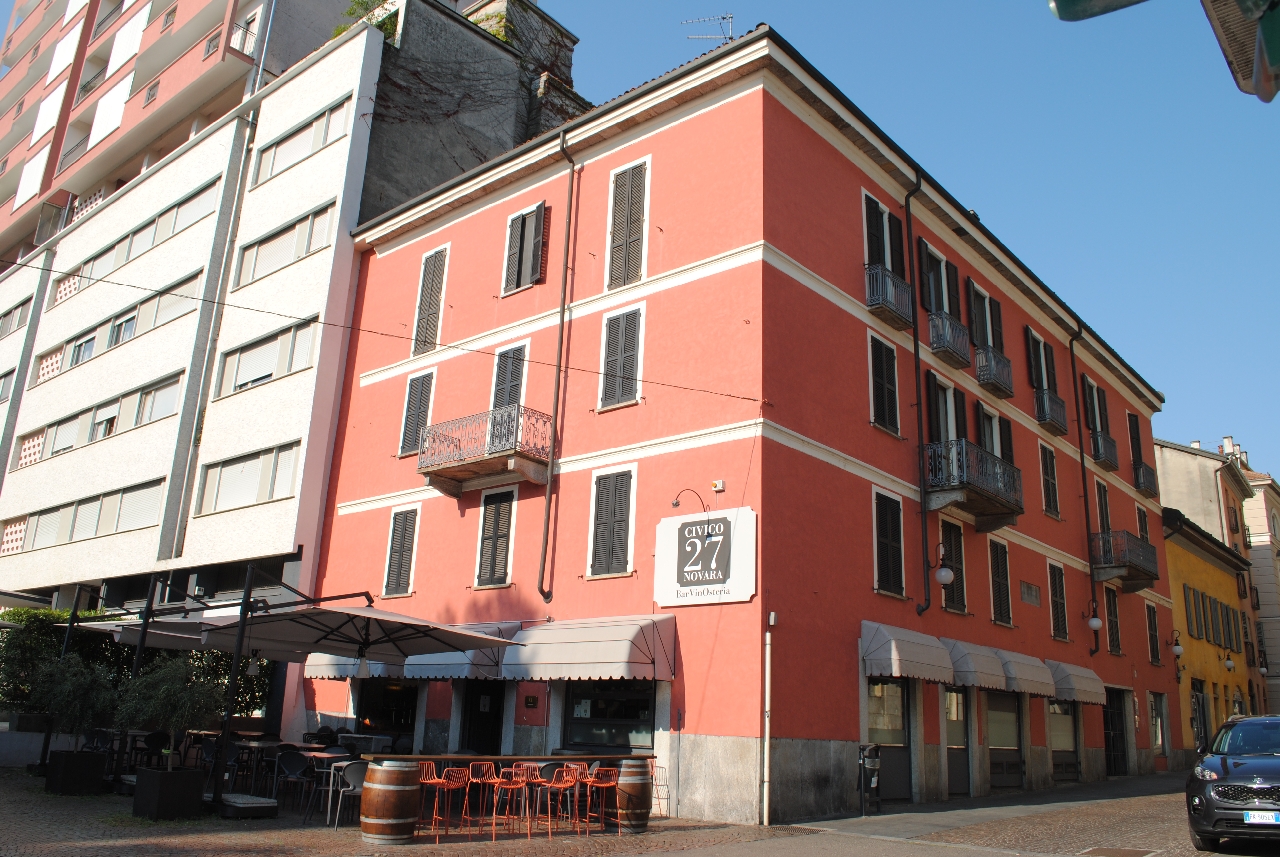 [Caseggiato in Corso Felice Cavallotti, 34B, 36]