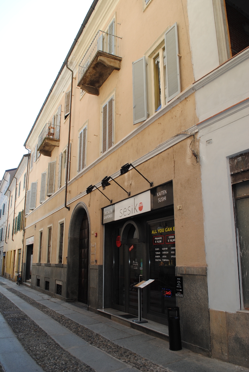 [Caseggiato in via dei Tornielli, 2B, 4, 4A]