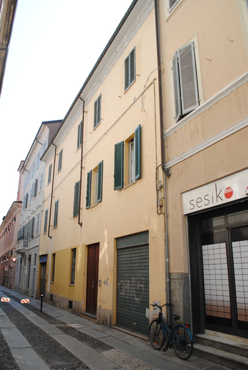 [Caseggiato in via dei Tornielli, 4B, 6, 6A]