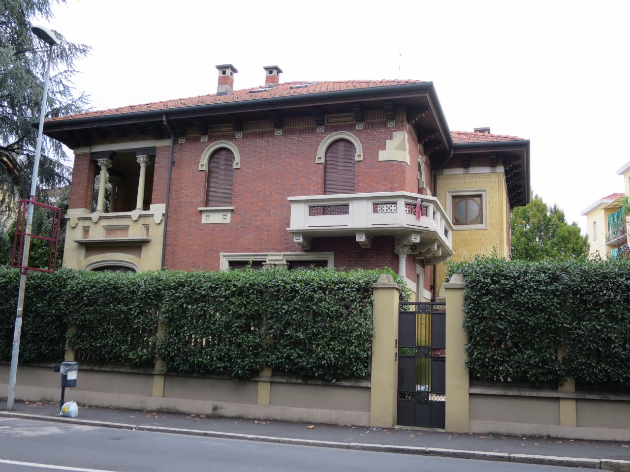 casa Cavagliano poi Clerici Bagozzi oggi Baldi