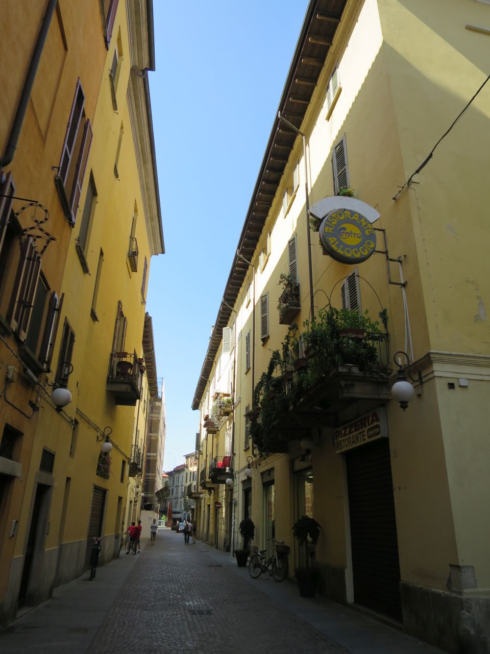 casa di civile abitazione in corso Felice Cavallotti 9, 9A, 9B, 9C, 9D