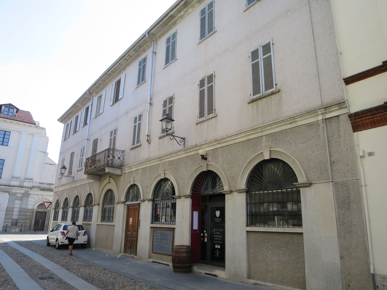 casa in via Magnani Ricotti 15B, 16