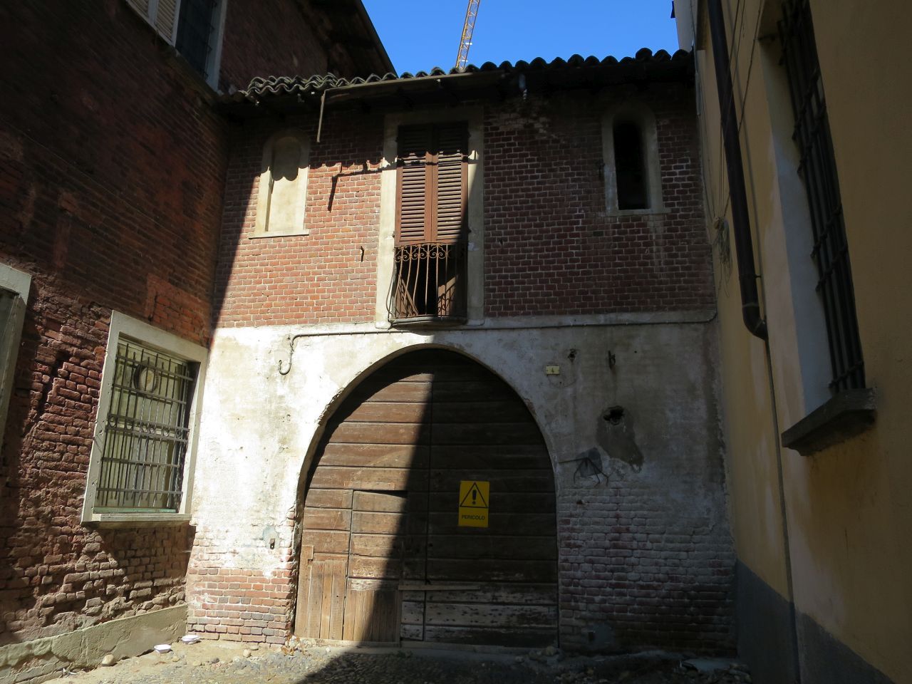 edificio di civile abitazione in largo Cavalli 2