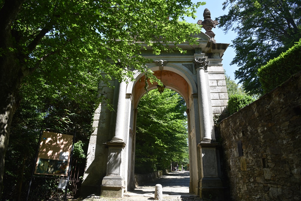 Arco monumentale d'ingresso