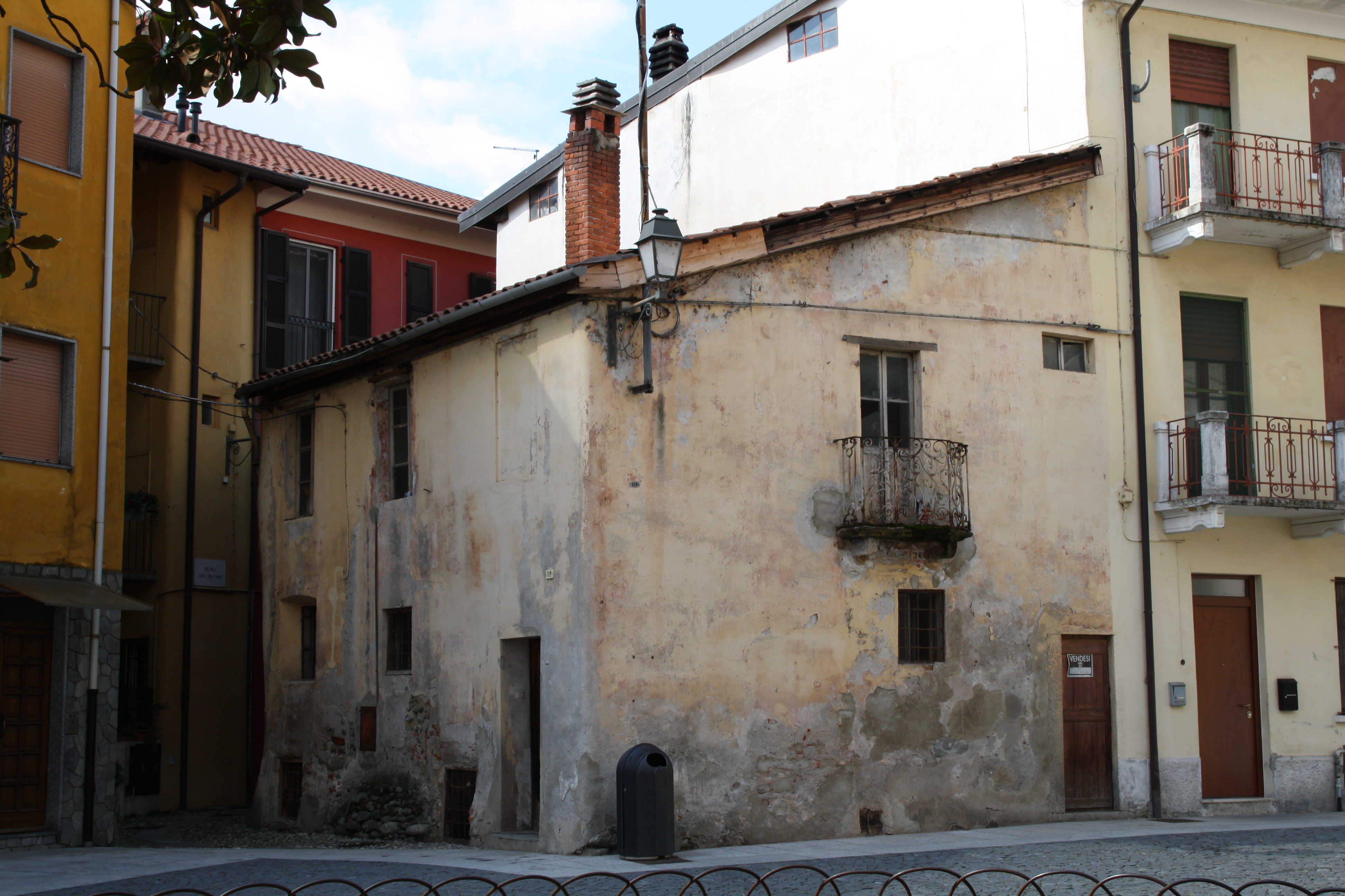 Casa privata in Via Generale Ragni, 18