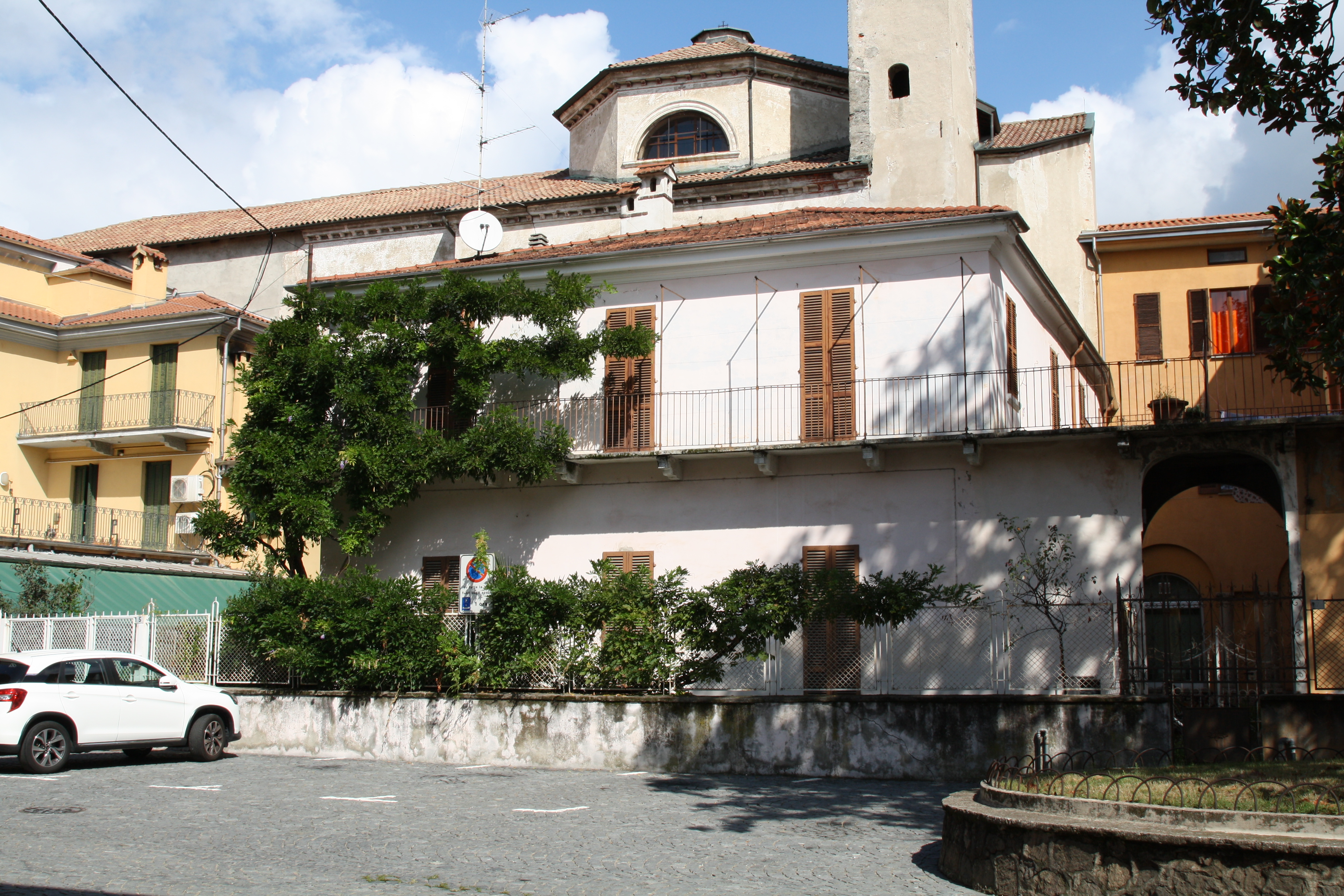 Casa privata in Via Generale Ragni, 5