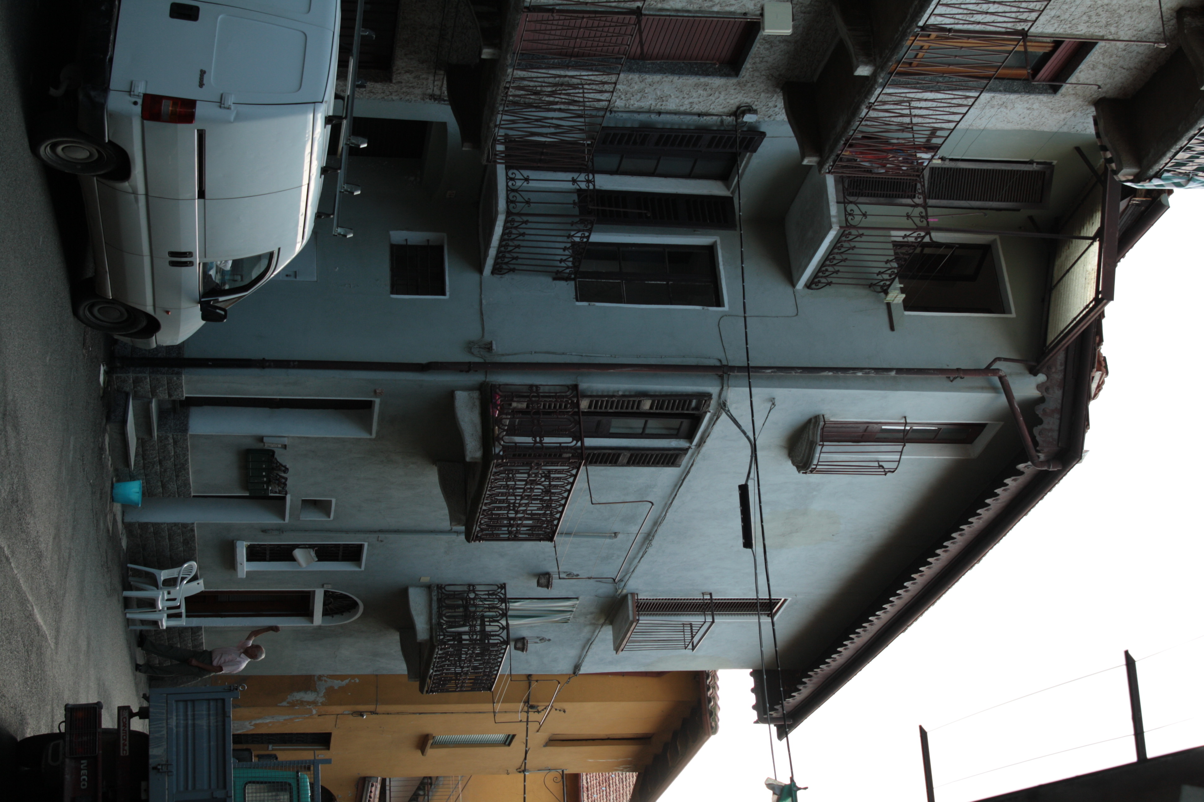 Casa privata in Via Ministro Caccia, 10-12