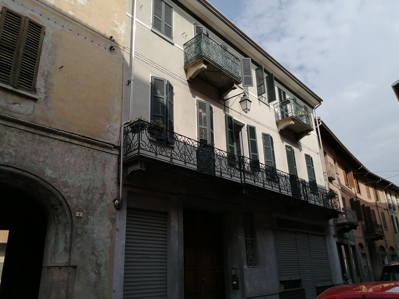 Casa privata in Via Novara, 21