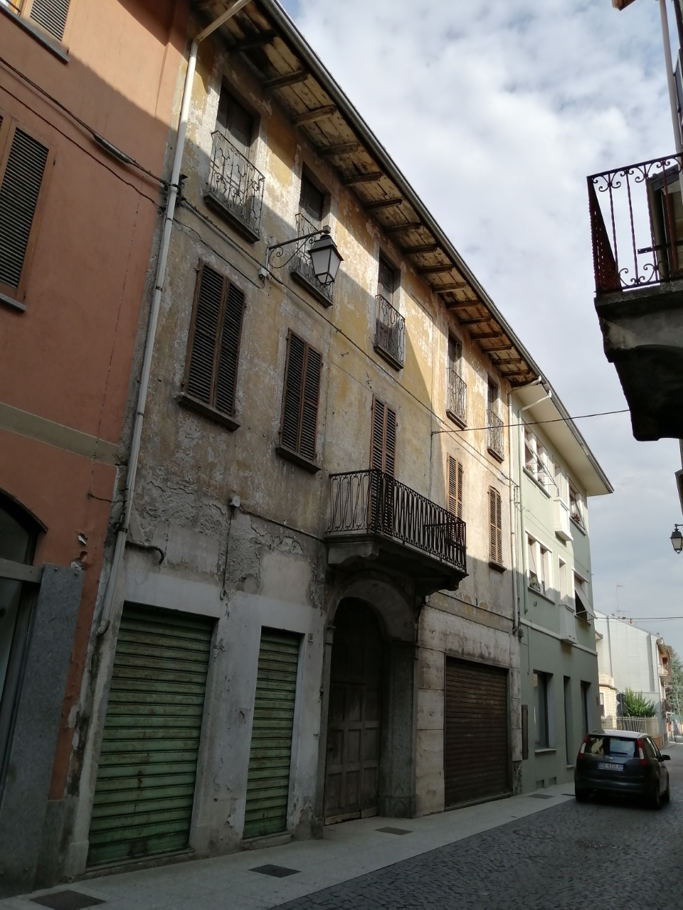 Casa privata in Via Novara, 35