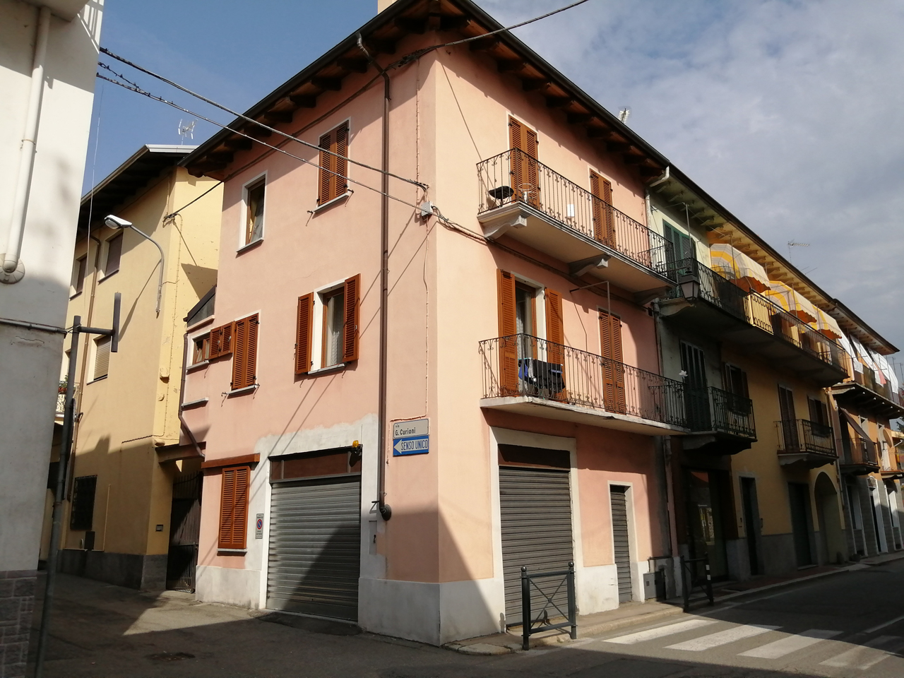 Casa privata in Via Novara, 61