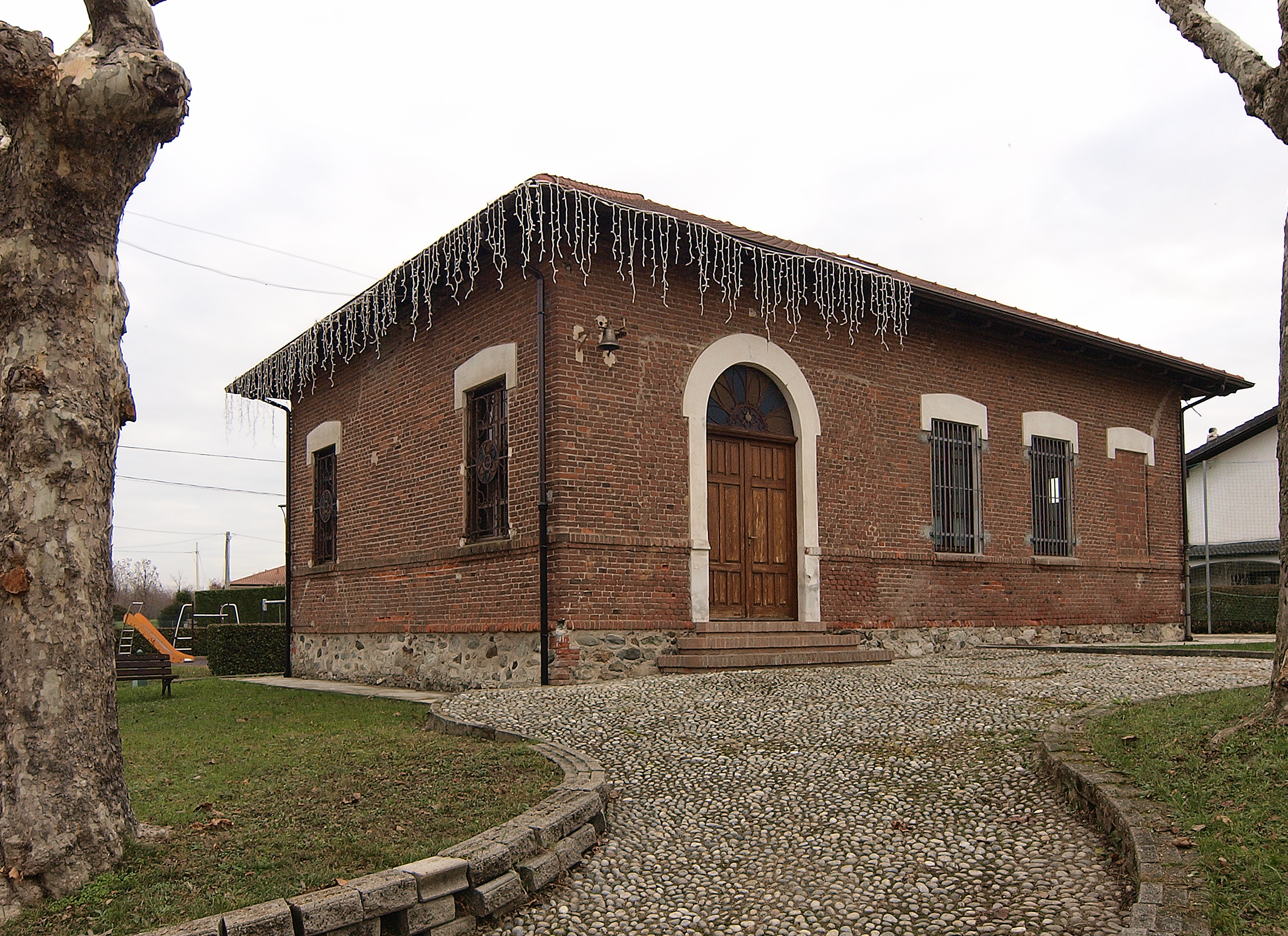 Scuola e chiesa del Sacro Cuore