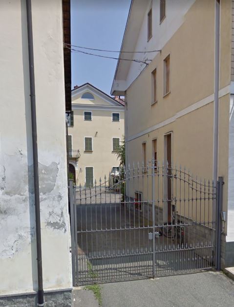 [Palazzo privato in Via Rubattera, 16]