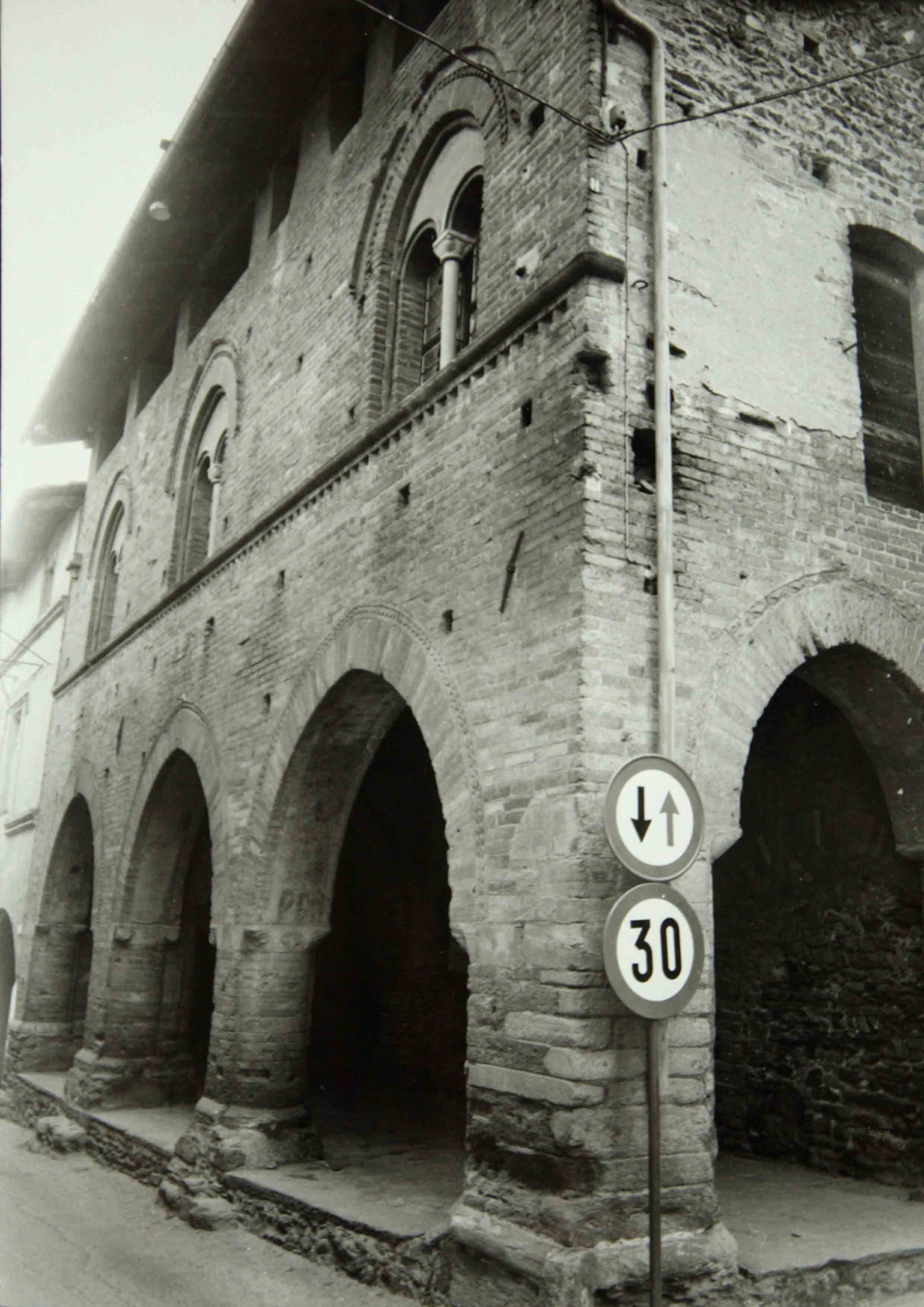Casa detta Senore o Palazzo del Vescovo