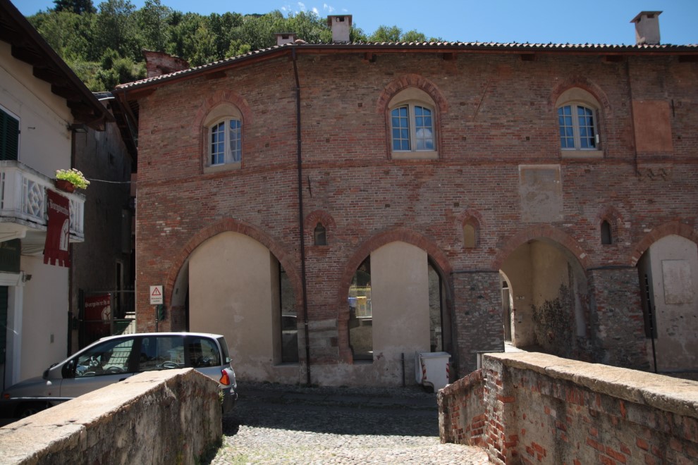 Casa detta dei Savoia