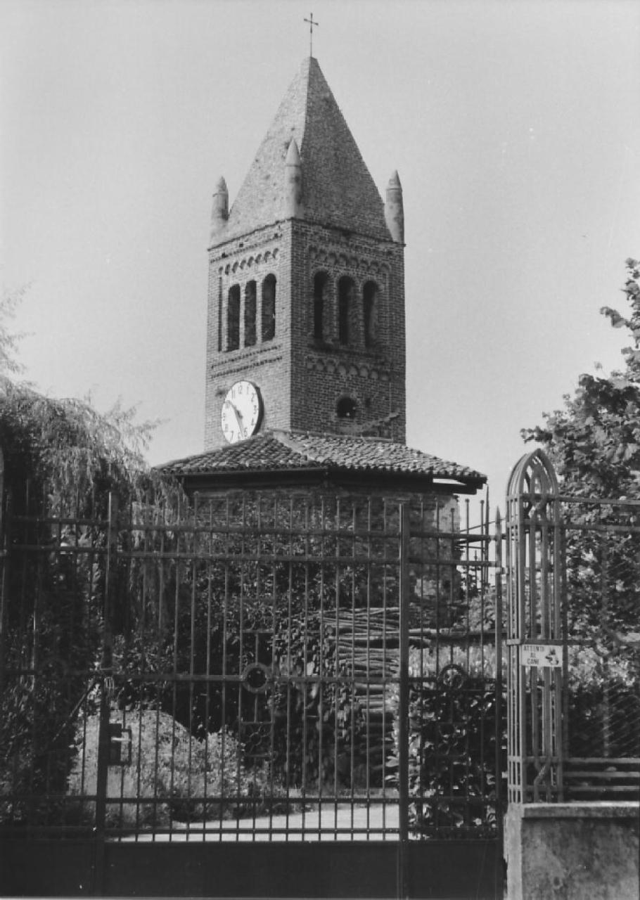 [Torre campanaria in Via San Giovanni Bosco]