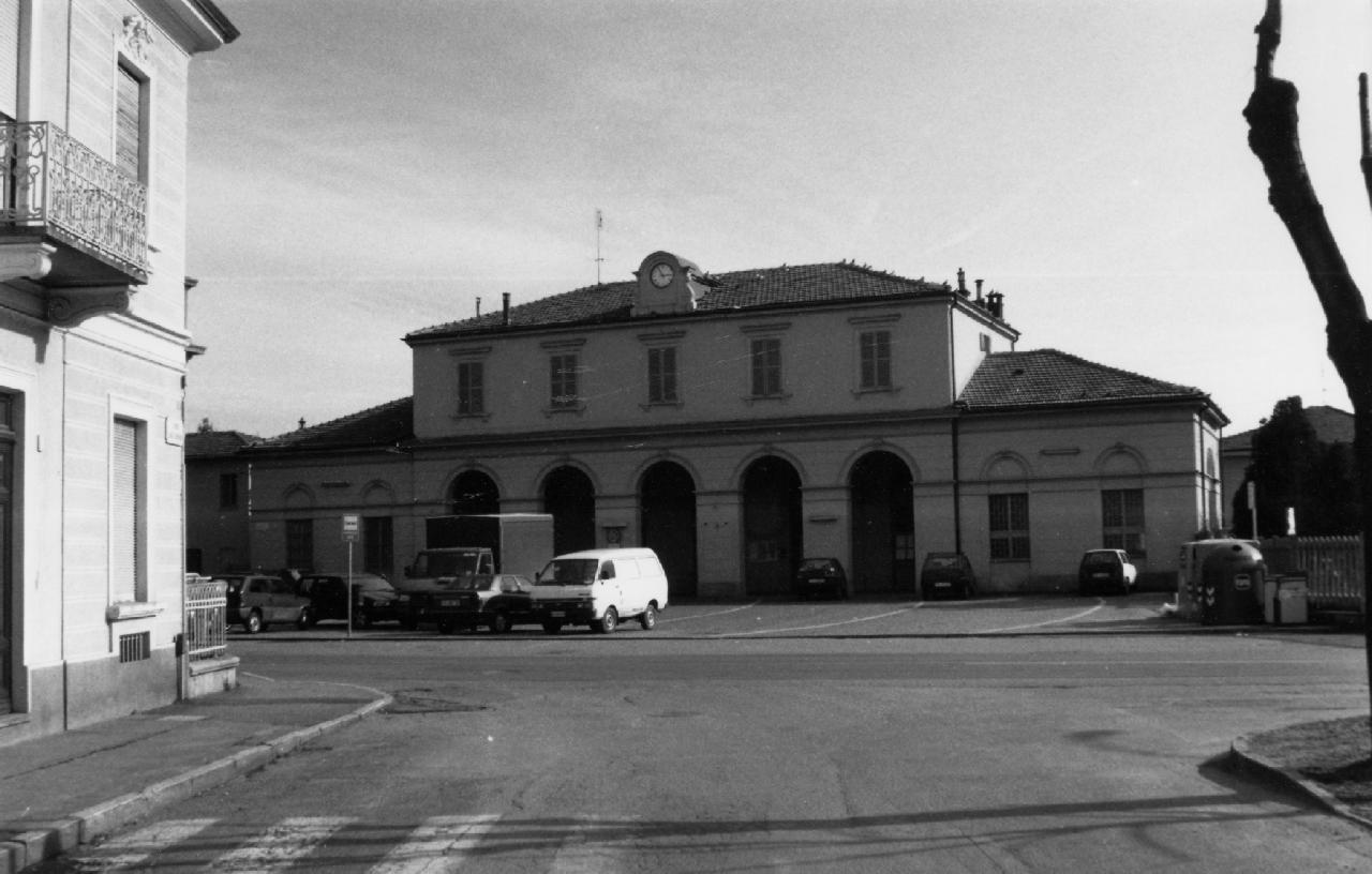 stazione, ferroviaria