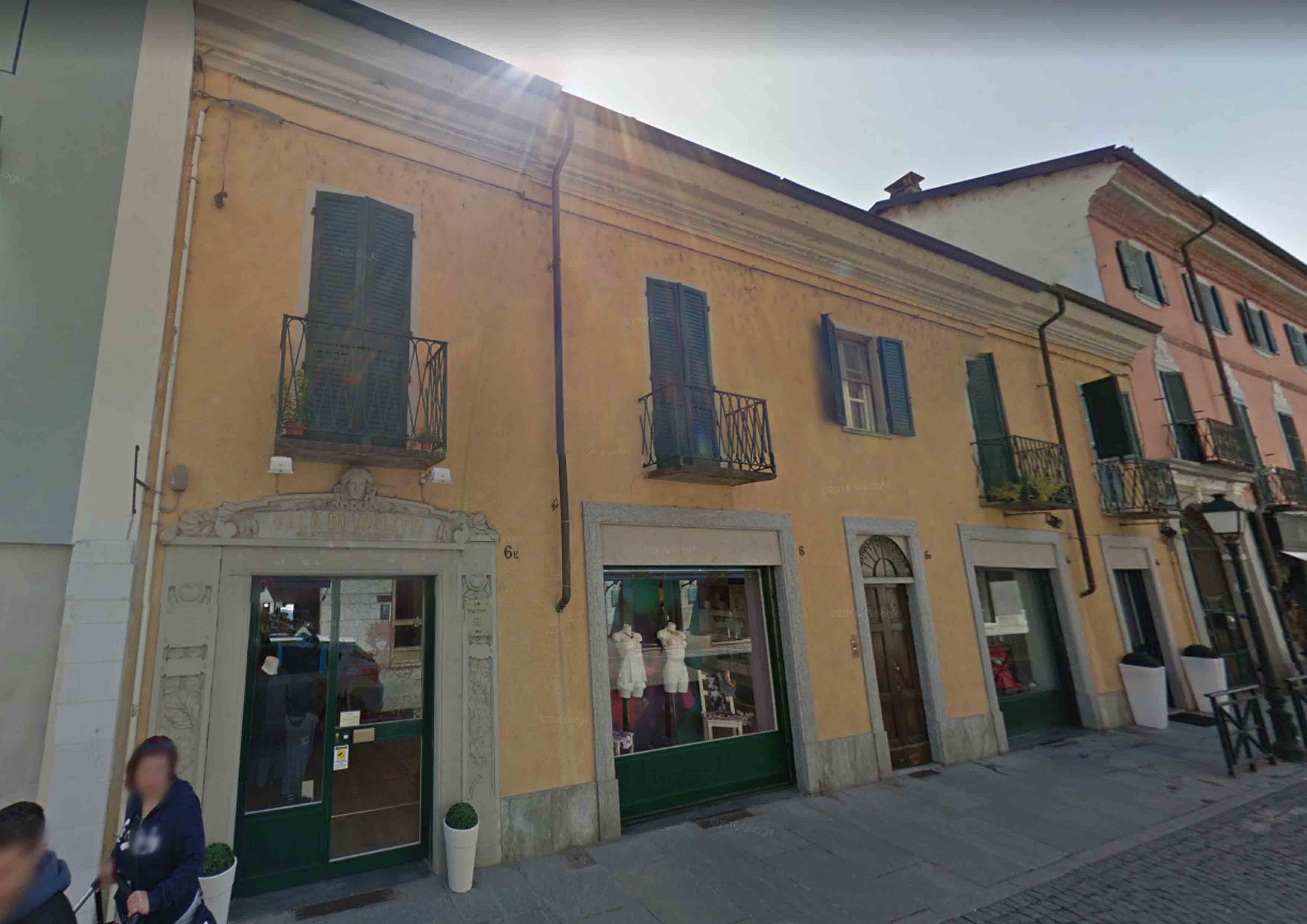 casa, in linea