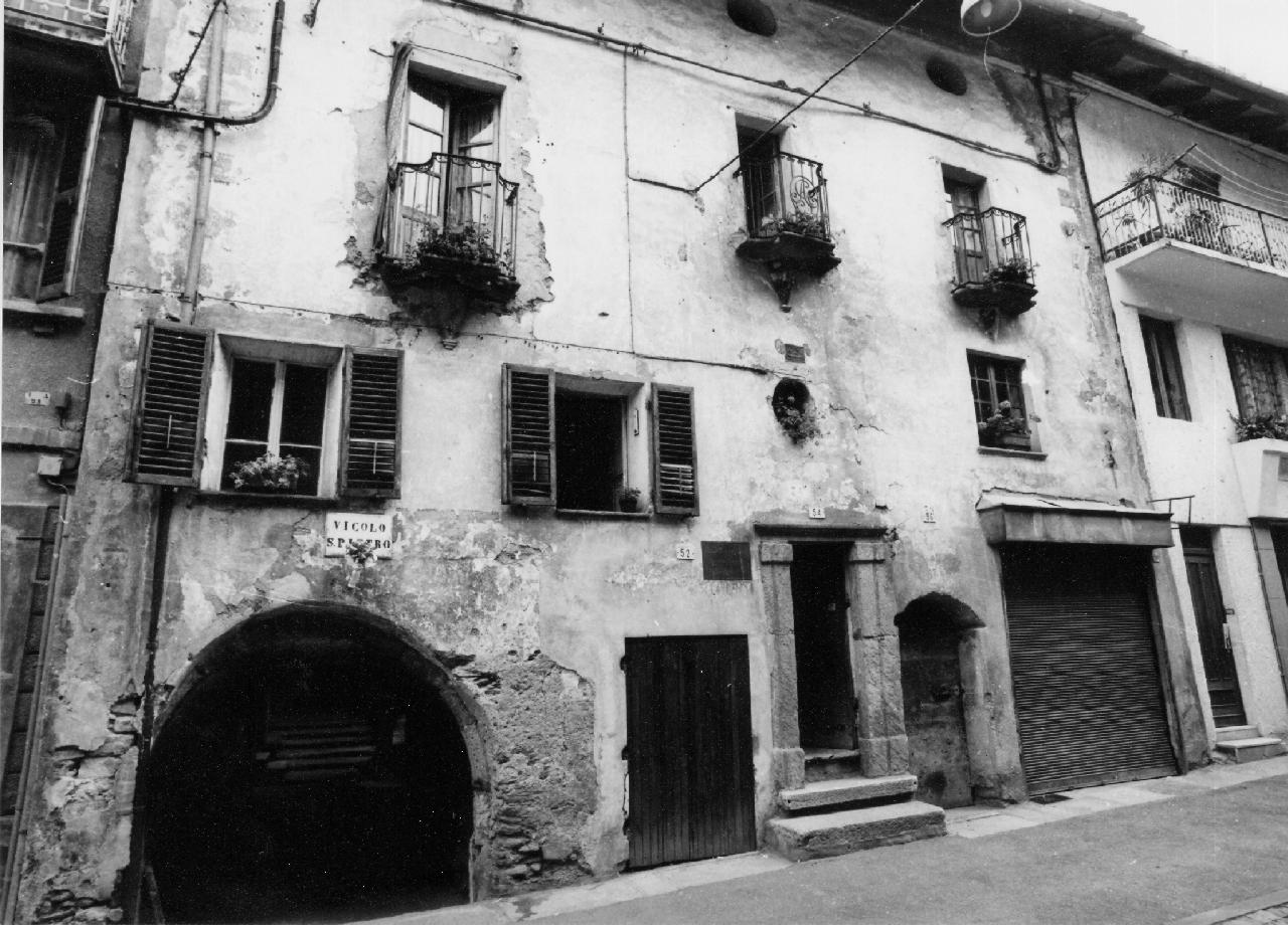 casa, in linea