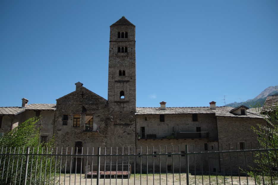 Ex Chiesa di S. Maria Maggiore con campanile e resti di convento