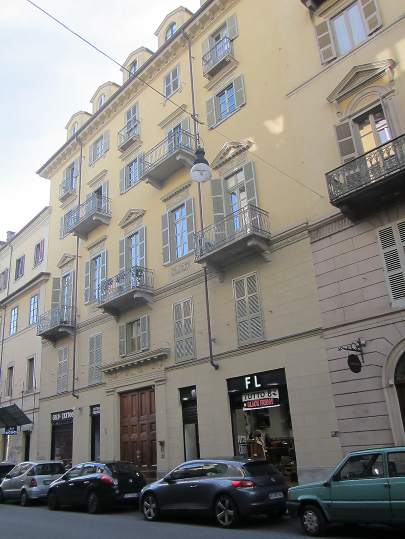 Casa di civile abitazione