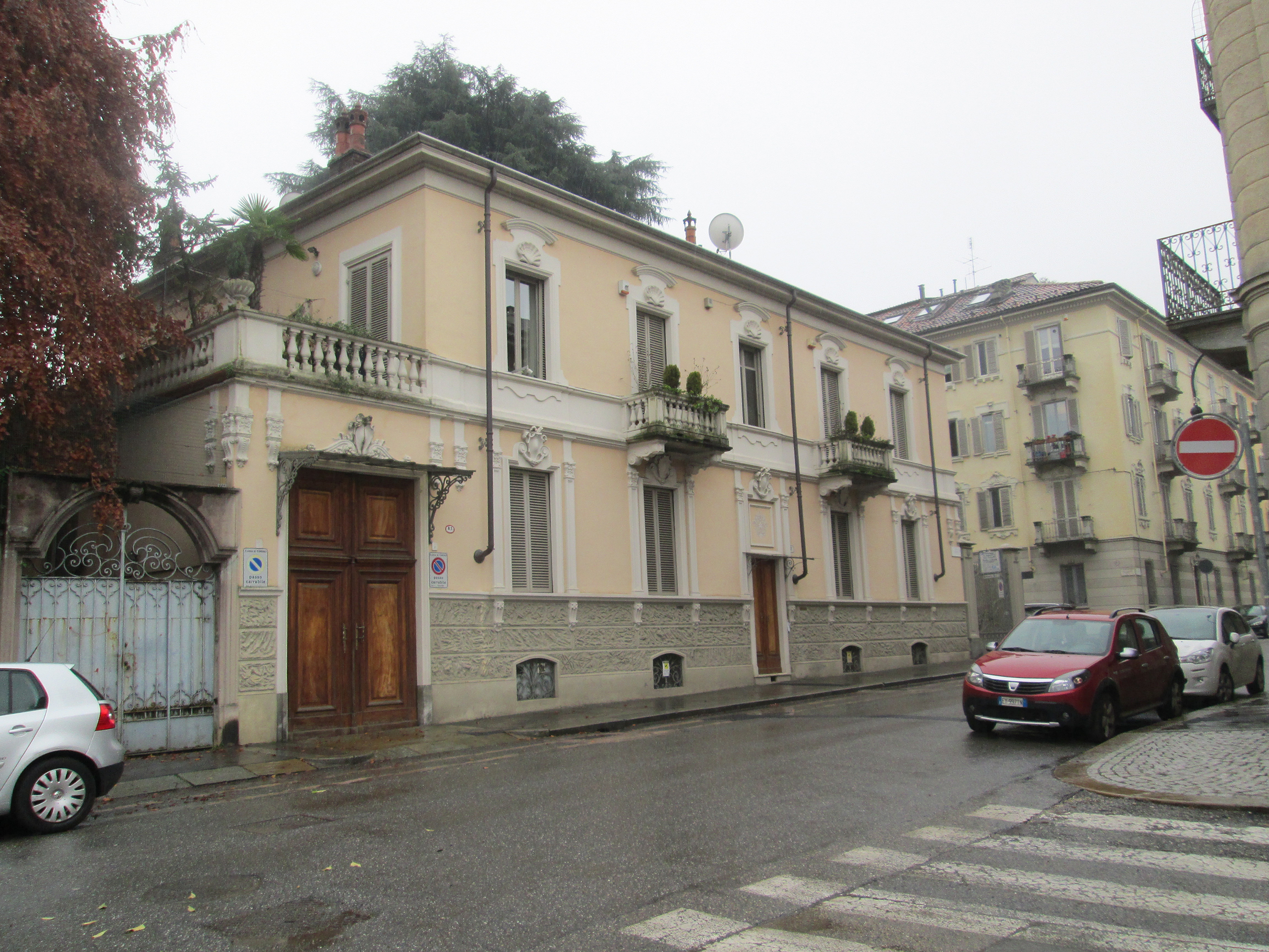 Edificio di abitazione civile