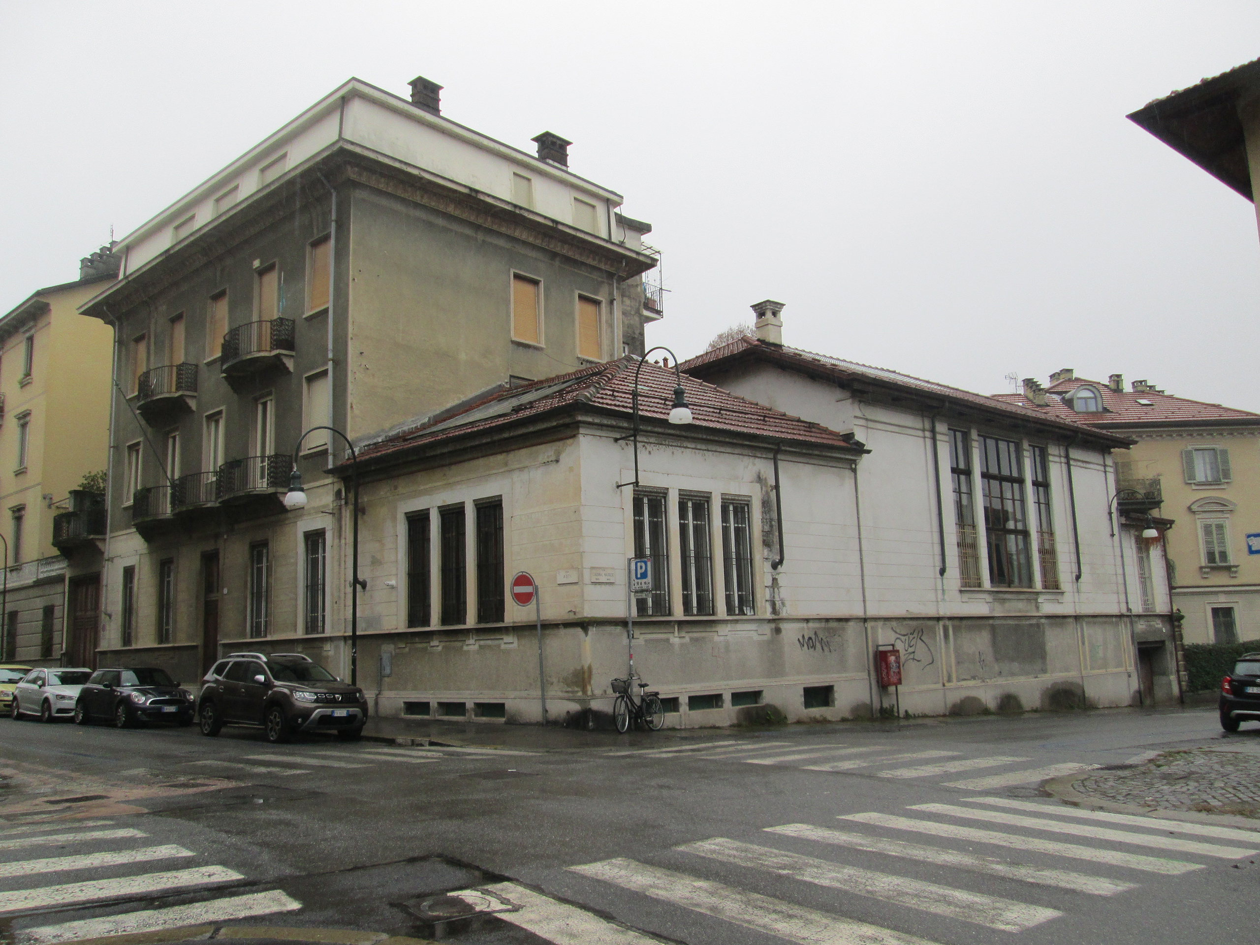 Edificio di abitazione civile