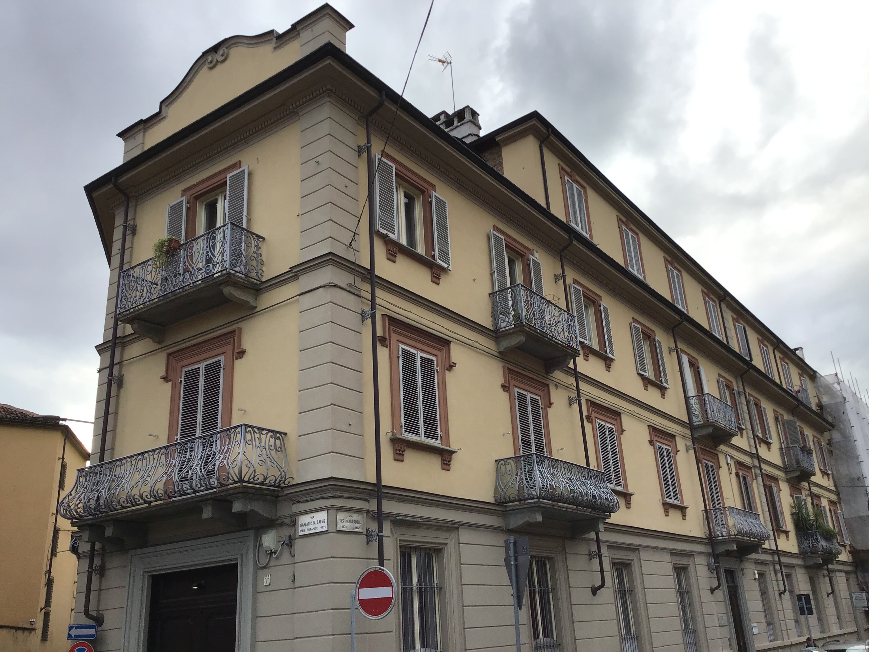 Edificio residenziale, già fabbrica di cioccolato Michele Talmone
