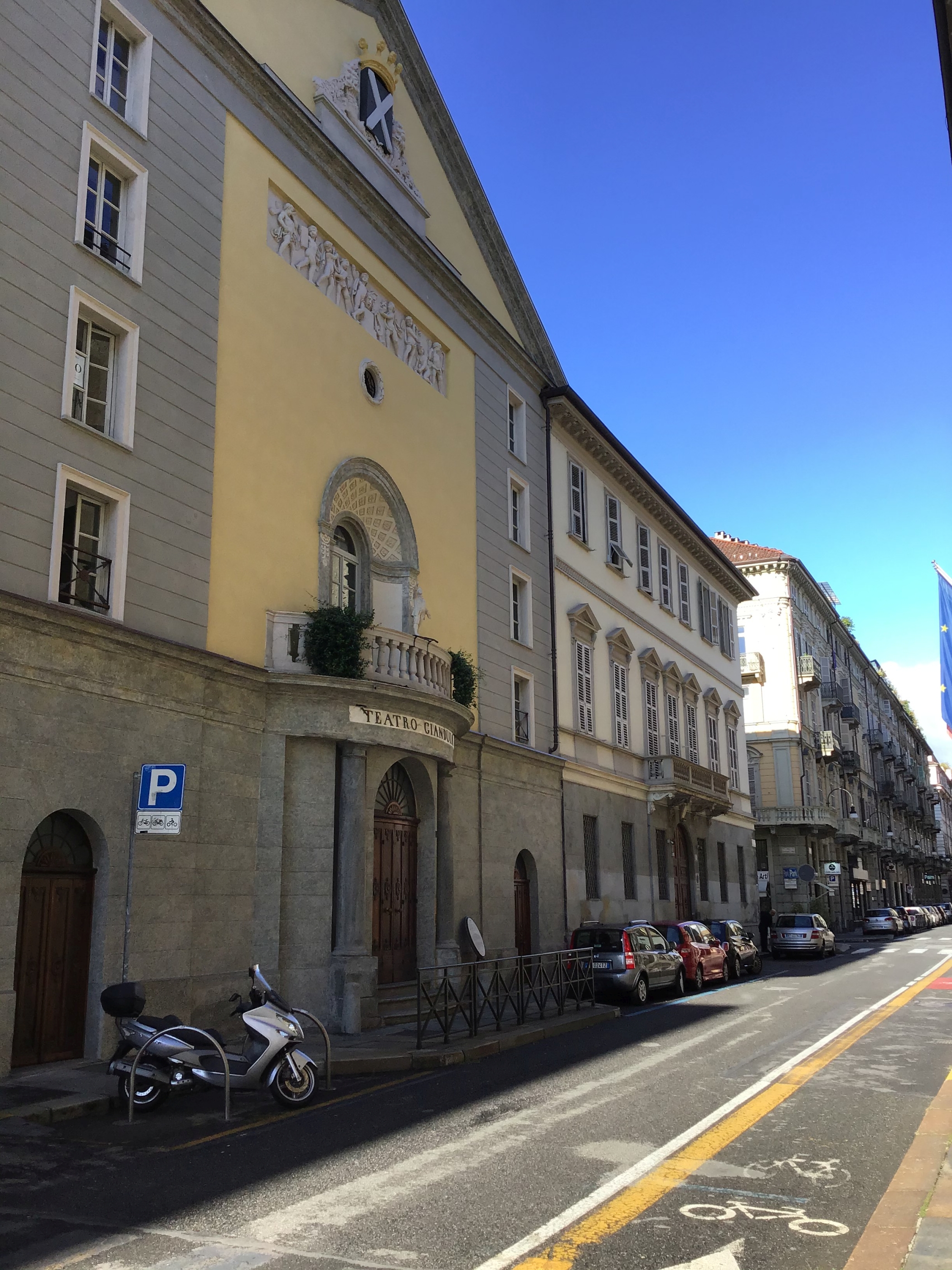 Facciata del Teatro D'Angennes