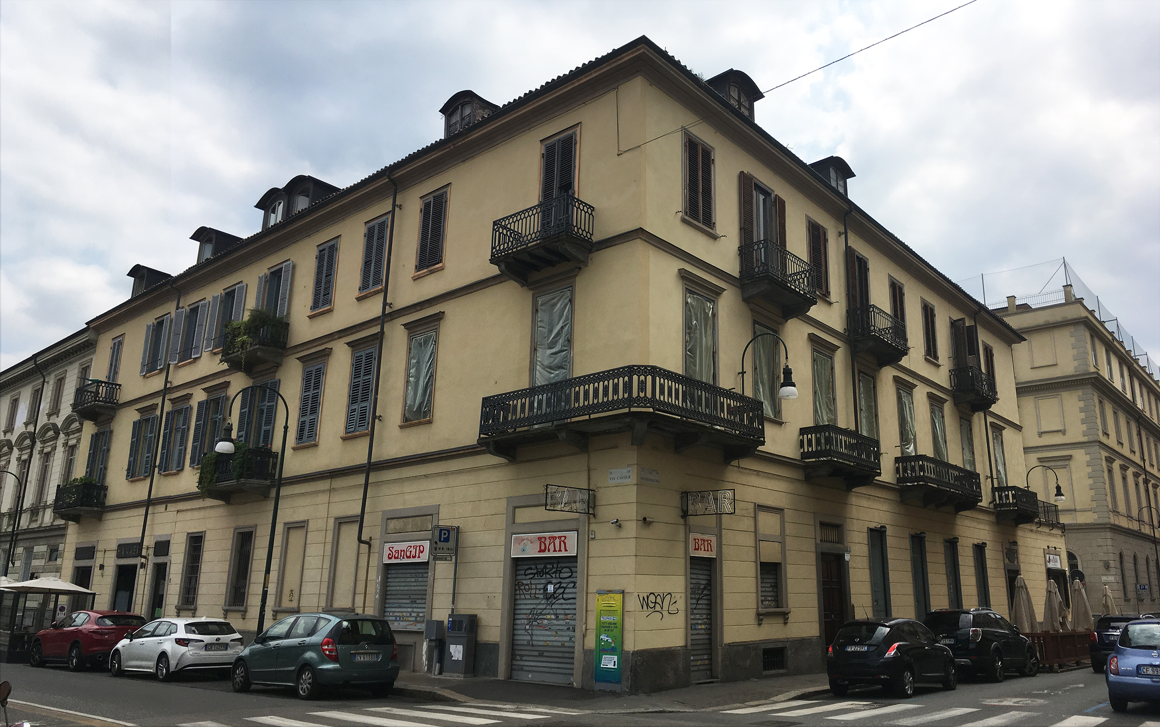 [Casa di abitazione civile in Via S. Francesco da Paola, 21]