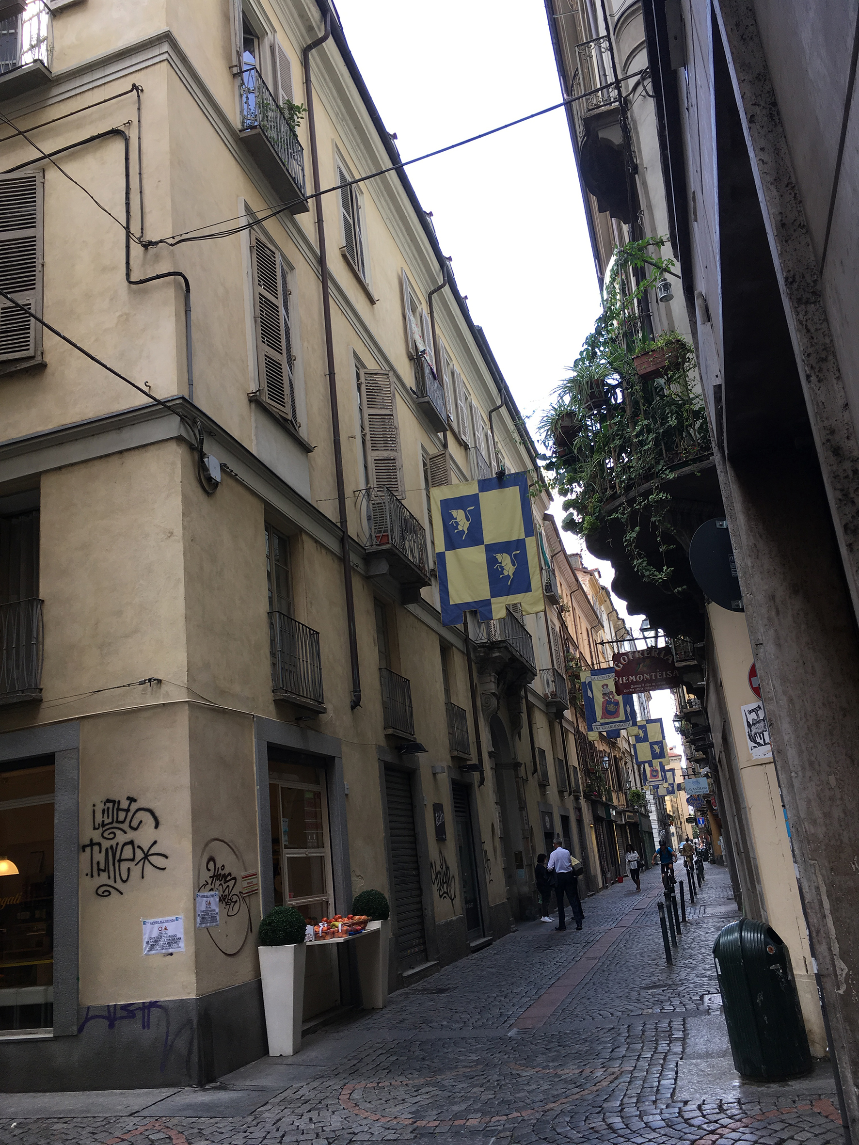 [Casa di abitazione civile in Via S. Tommaso, 6]