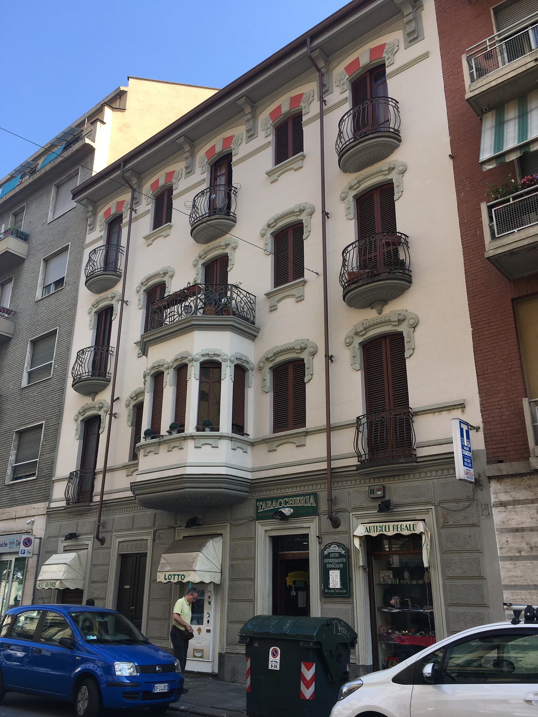 [Casa di abitazione civile in Via San Donato, 64]