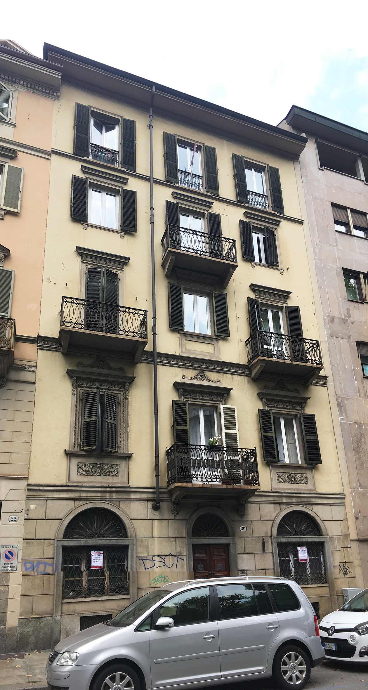 [Casa in Corso Vittorio Emanuele II, 20]