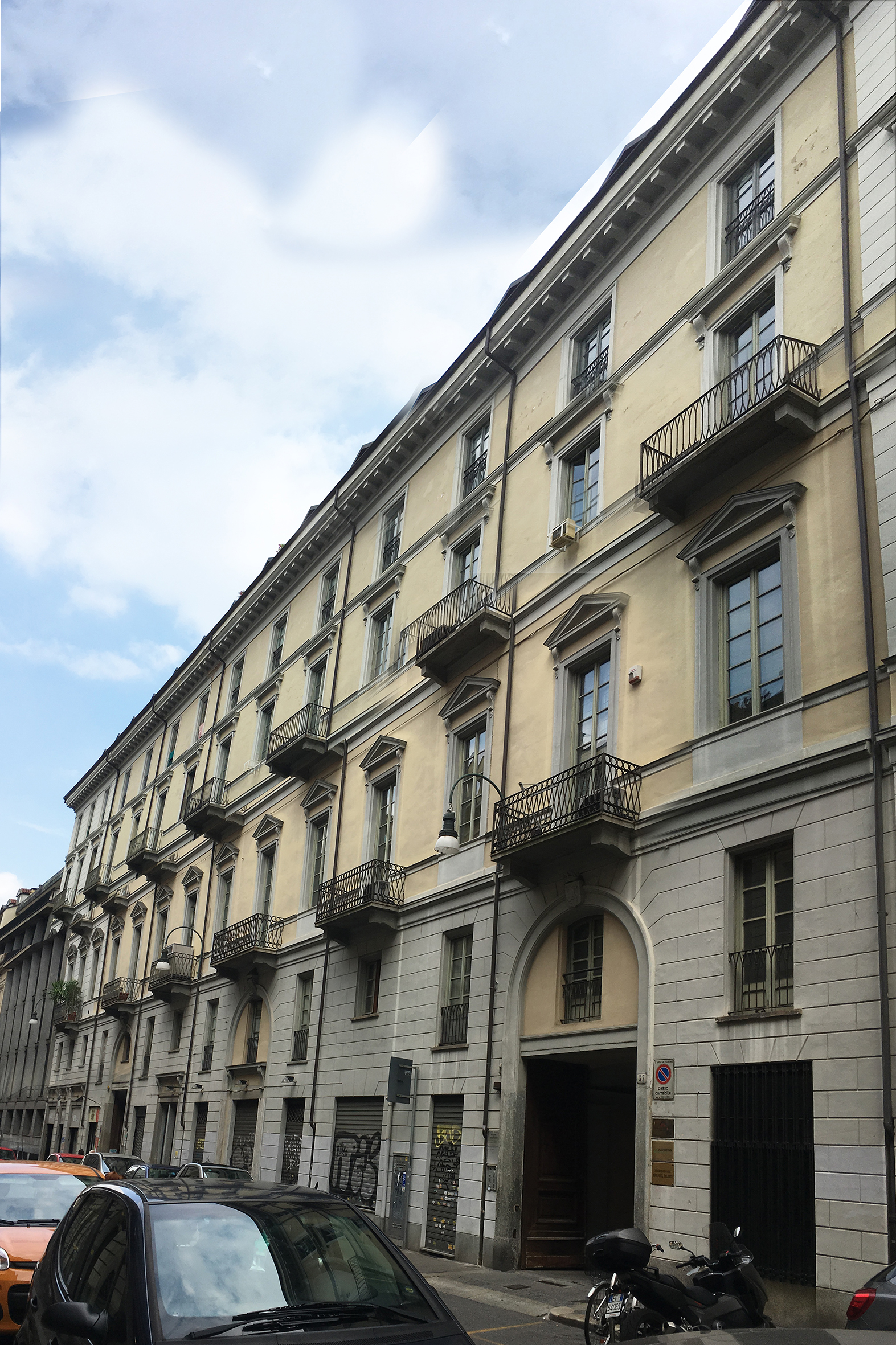 [Casa in Via S. Francesco da Paola, 33,35,37,39]
