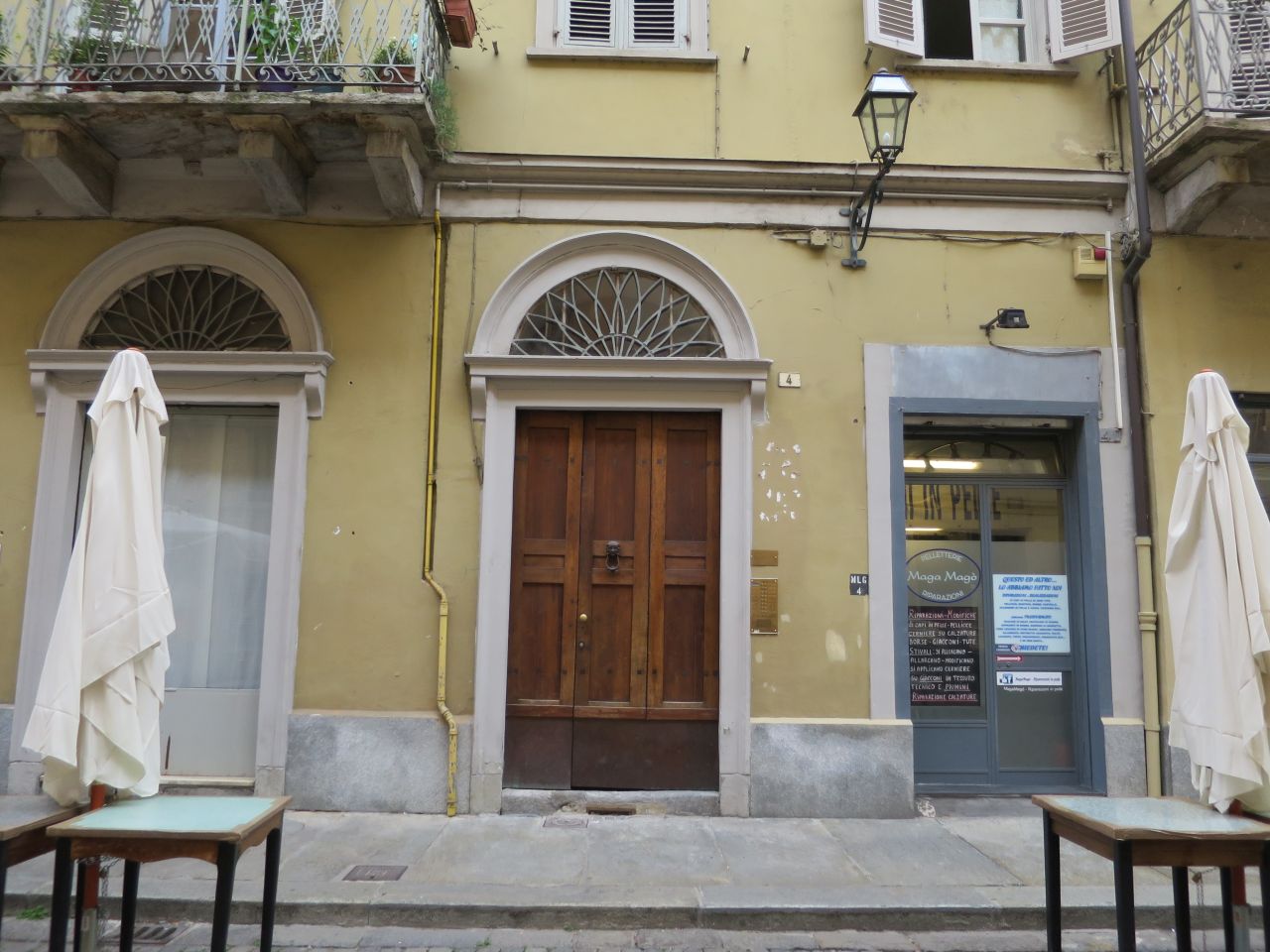 [Casa in via della Misericordia, 4]
